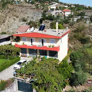 Guesthousemantho Gjirokastër